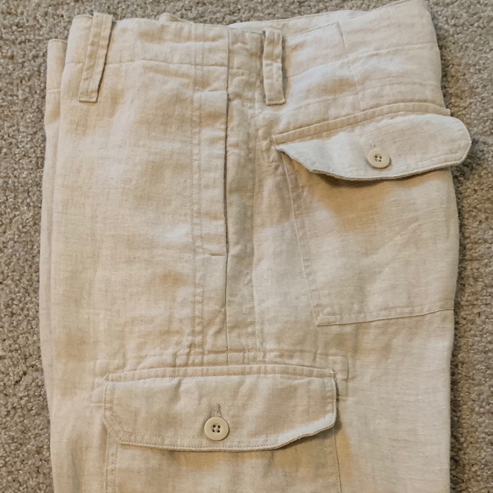 Men’s Banana Republic Linen Pants.